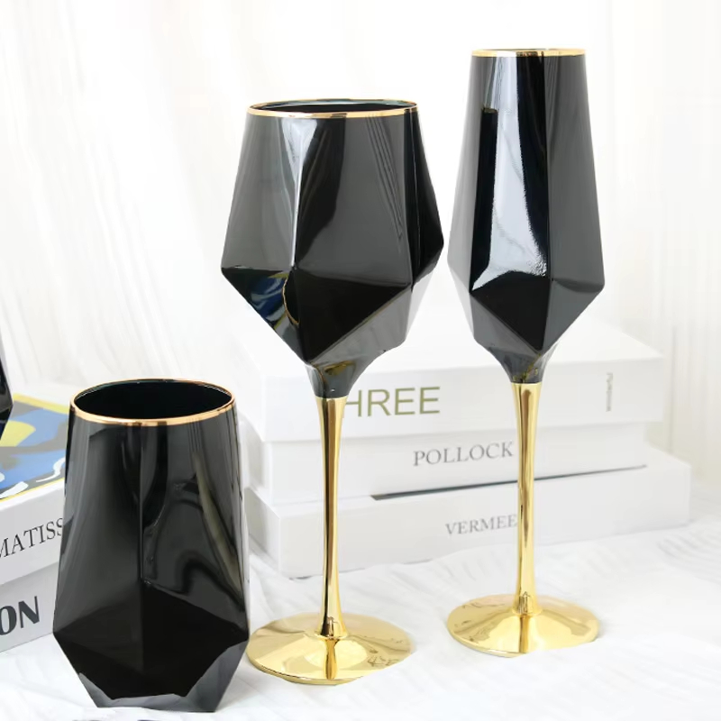 Pure Black Crystal Golden Edge - đánh giá và giá Wine In Beer Glass